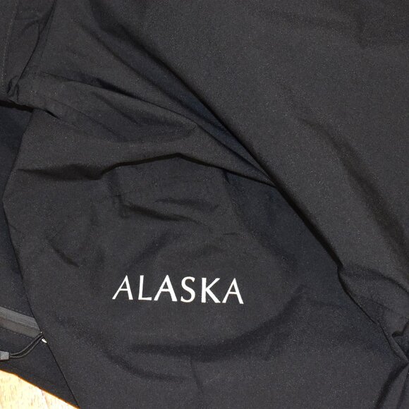 NWT Men's Storm Creek Explorer Waterproof Rain Jacket Sz 2XL Seabourn Cruises - Picture 5 of 11